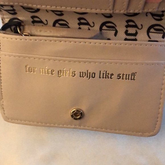 Juicy Couture Black Beige Spring Fling Slim Elongated Bifold Wallet NWT - Picture 14 of 14